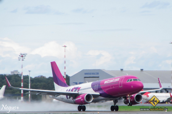 Airbus A320-232